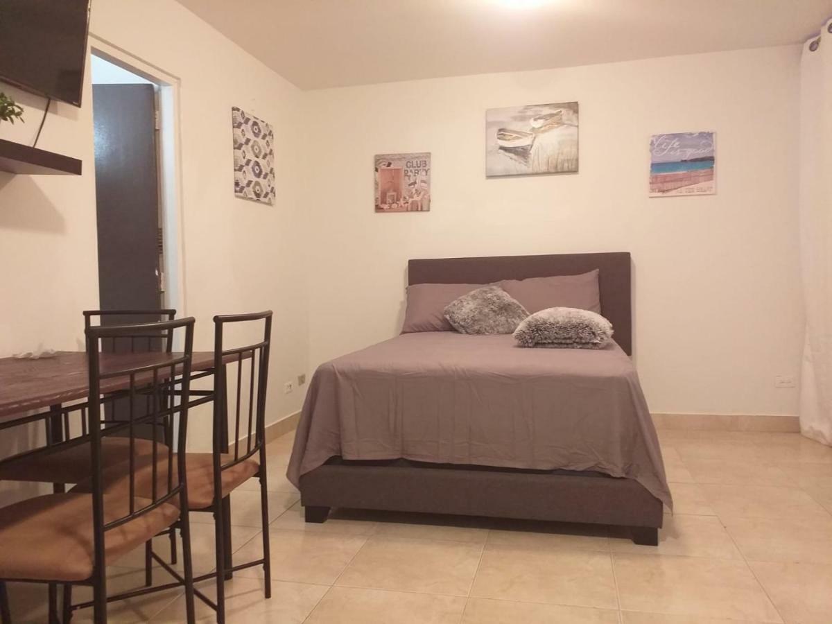 شقة سان خوان  في Beach Front Apt 4 At Isla Verde Tower المظهر الخارجي الصورة